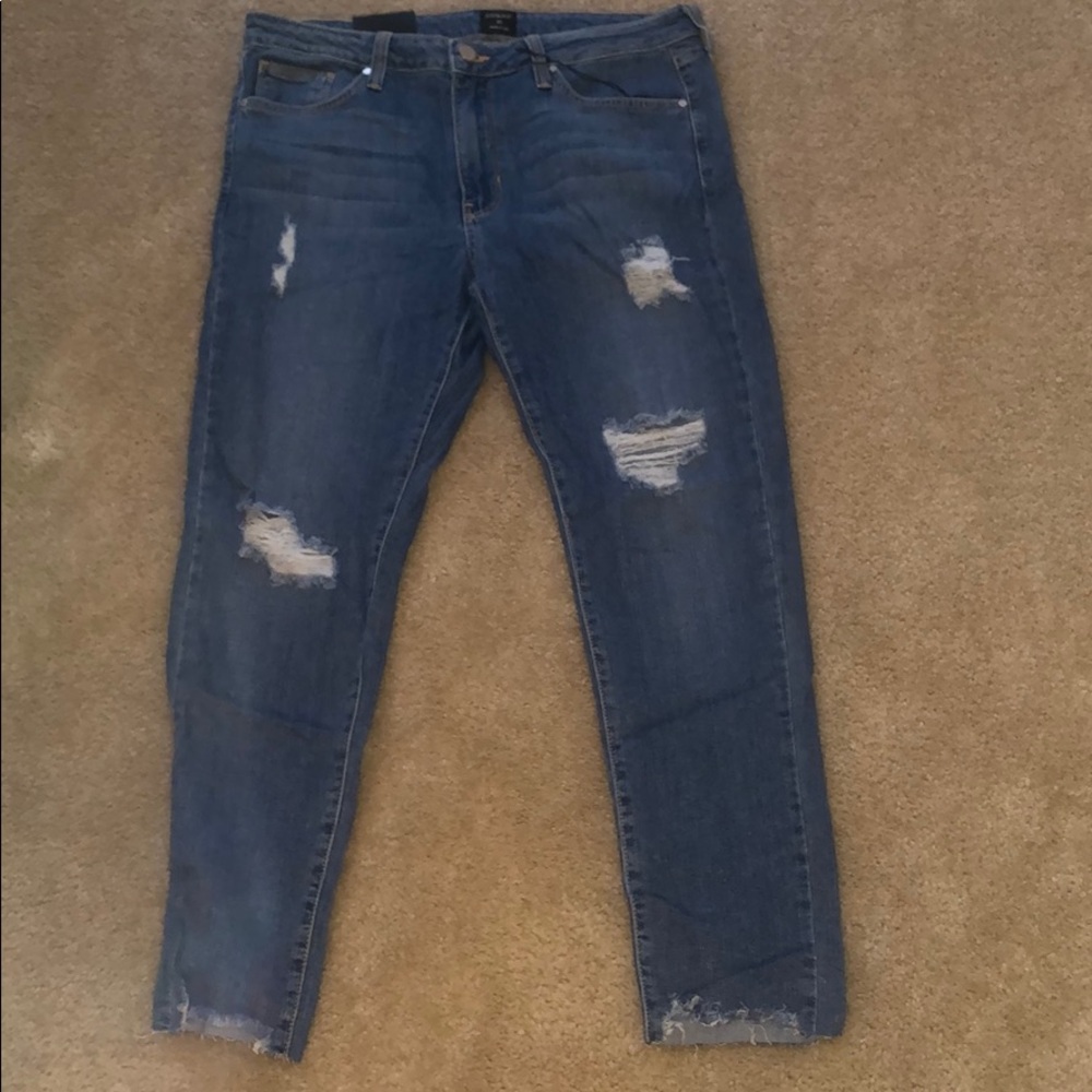 Mid rise skinny jeans